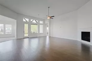 303 Blue River Trl, Rosenberg, TX 77471 - Photo 5