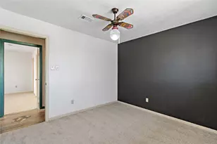 7410 Londres Dr, Houston, TX 77083 - Photo 19