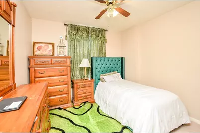 11414 Oak Lake Vista Court, Sugar Land, TX 77498 - Photo 11