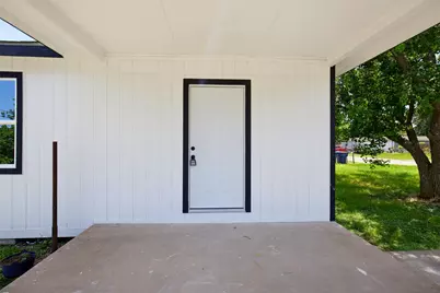 1004 11th Street N, Texas City, TX 77590 - Photo 3
