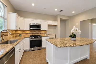 19 Cirrus Court, The Woodlands, TX 77380 - Photo 15