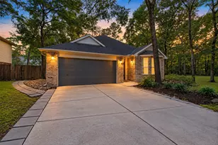 19 Cirrus Ct, The Woodlands, TX 77380 - Photo 47