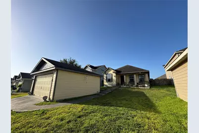 10769 S Lake Mist Lane, Willis, TX 77318 - Photo 3