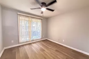 3900 Woodchase Dr, Houston, TX 77042 - Photo 15