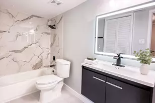 3900 Woodchase Dr, Houston, TX 77042 - Photo 3