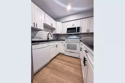 3900 Woodchase Drive #77, Houston, TX 77042 - Photo 13