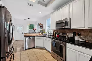 9403 Cabin Creek Dr, Houston, TX 77064 - Photo 5