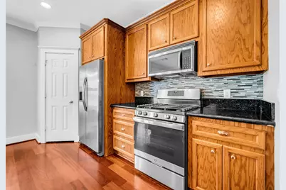 1029 W 15th 1/2 Street, Houston, TX 77008 - Photo 9