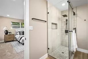 1513 S Lee St, Alvin, TX 77511 - Photo 25