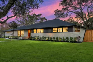 1513 S Lee St, Alvin, TX 77511 - Photo 37