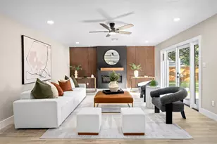 1513 S Lee St, Alvin, TX 77511 - Photo 19