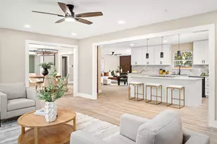 1513 S Lee St, Alvin, TX 77511 - Photo 11