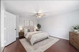 3114 Ridgefield Rd, La Porte, TX 77571 - Photo 3