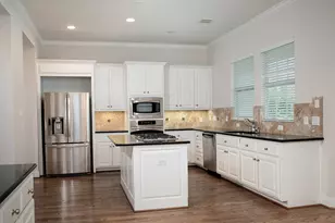 190 W Breezy Way, The Woodlands, TX 77380 - Photo 19