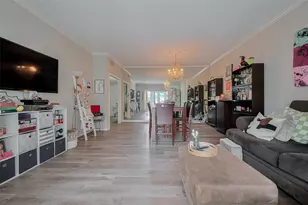 2475 Underwood St, Houston, TX 77030 - Photo 9