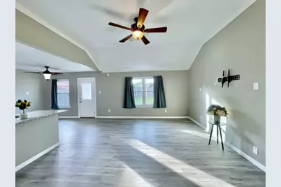 6935 Creek Village Drive, Katy, TX 77449 - Photo 9