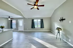 6935 Creek Village Dr, Katy, TX 77449 - Photo 9