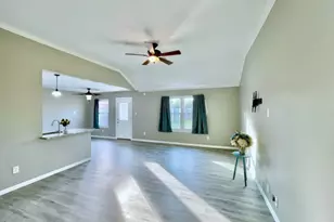 6935 Creek Village Dr, Katy, TX 77449 - Photo 5