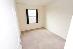 19827 Chapel Valley Ct, Cypress, TX 77433 - Photo 7