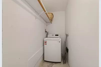 2201 Fountain View Drive #29, Houston, TX 77057 - Photo 13