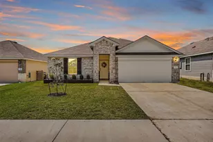 312 Pecos Dr, Huntsville, TX 77340 - Photo 1