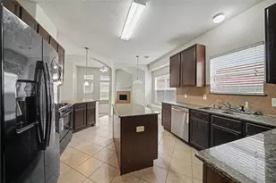 10035 Arcadian Spgs Ln, Tomball, TX 77375 - Photo 5
