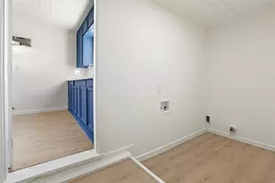 111 Poinsetta Ln, Highlands, TX 77562 - Photo 17