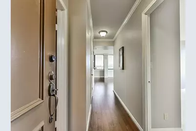 3525 Sage Road #704, Houston, TX 77056 - Photo 9