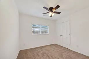 2905 Fountain Brook Ct, Pearland, TX 77584 - Photo 33