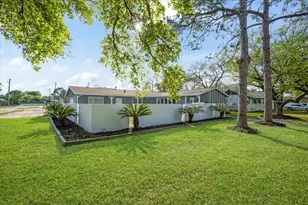 3426 Valley Brook Dr, La Porte, TX 77571 - Photo 1