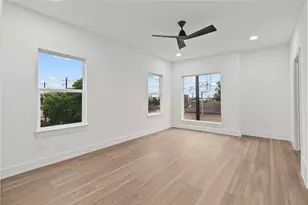 3813 Elysian St, Houston, TX 77009 - Photo 11