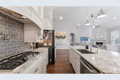 8914 Stonebriar Creek Crossing, Tomball, TX 77375 - Photo 29