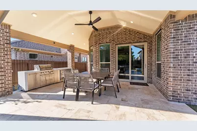 8914 Stonebriar Creek Crossing, Tomball, TX 77375 - Photo 11