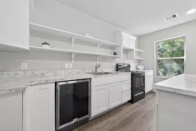 154 Lakeview Drive E, Livingston, TX 77351 - Photo 7