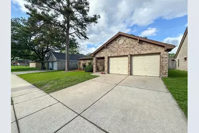 16747 Square Rigger Lane, Friendswood, TX 77546 - Photo 35