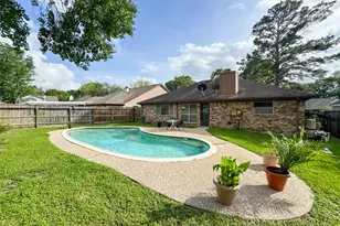 16747 Square Rigger Ln, Friendswood, TX 77546 - Photo 31