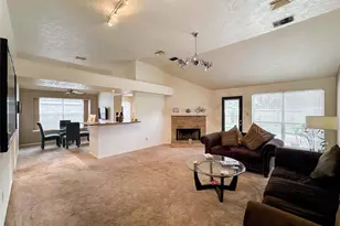 16747 Square Rigger Ln, Friendswood, TX 77546 - Photo 13