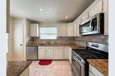 16747 Square Rigger Lane, Friendswood, TX 77546 - Photo 7