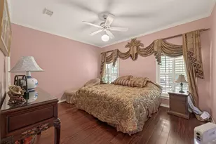 37 Greensward Ln, Sugar Land, TX 77479 - Photo 35