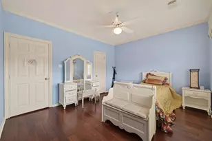 37 Greensward Ln, Sugar Land, TX 77479 - Photo 27