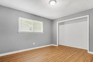 5318 Hemlock Dr, Baytown, TX 77521 - Photo 13