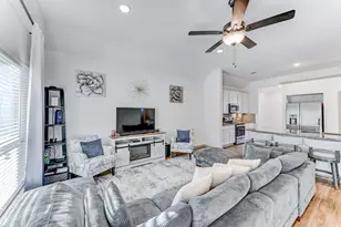 204 Shoreview Dr, Conroe, TX 77303 - Photo 25