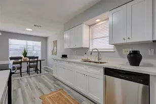 7006 Pickett Dr, Richmond, TX 77469 - Photo 11