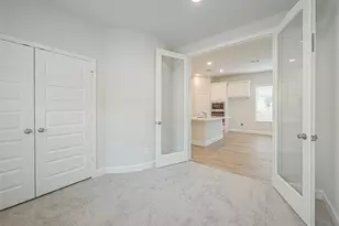 213 McCrea Ct, Montgomery, TX 77316 - Photo 9