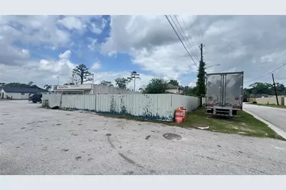 6513 Laura Koppe Road, Houston, TX 77016 - Photo 7