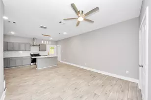 2608 Campbell St, Houston, TX 77026 - Photo 13