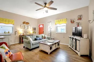 1720 Ave N 1/2, Galveston, TX 77550 - Photo 5