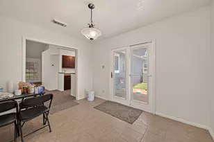 2714 S Brompton Dr, Pearland, TX 77584 - Photo 11