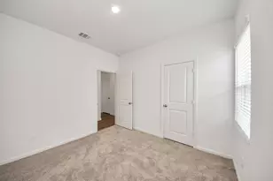 1907 Chiant Grove Ln, Rosharon, TX 77583 - Photo 25