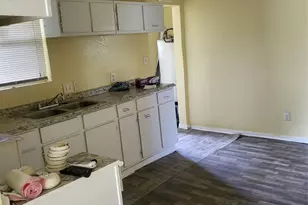 1005 E 35th St, Houston, TX 77022 - Photo 5